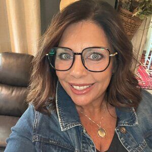 Meet your Posher, Shannon